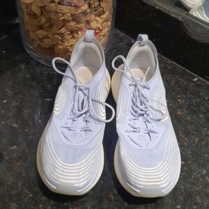 APL Sneaker Streamline Womens Size US9 .5  EU 40.5